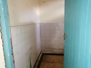 Warehouse to Let