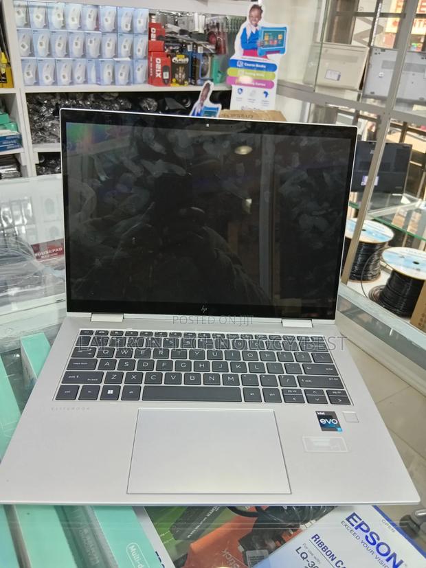 Laptop HP EliteBook x360 1040 G9 16GB Intel Core i7 SSD 512GB