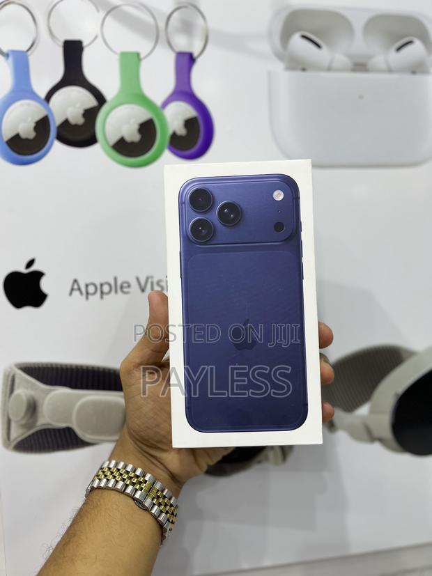 New Apple iPhone 17 Pro Max 256 GB Blue