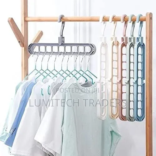 High-Quality Multi-Port Hanger Rack