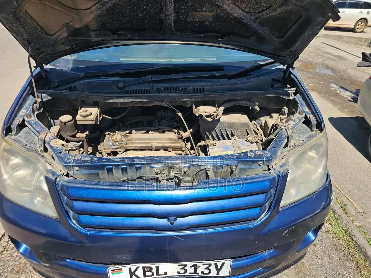 Toyota Noah 2005 Blue