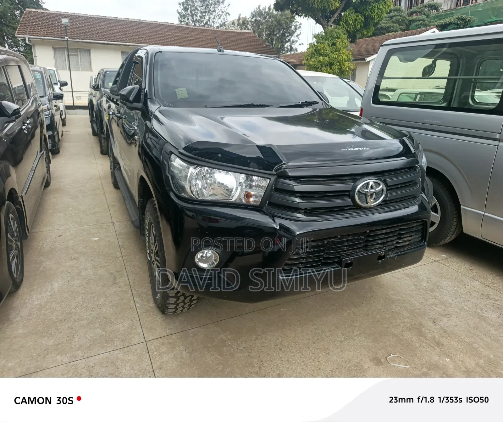 Toyota Hilux 2019 Black