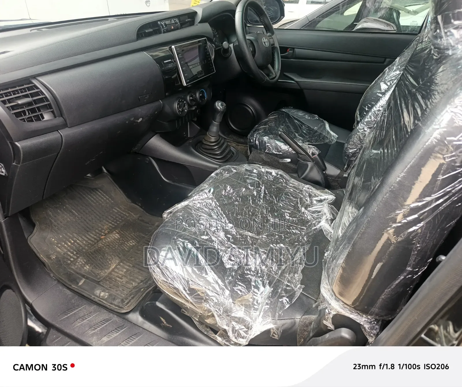Toyota Hilux 2019 Black