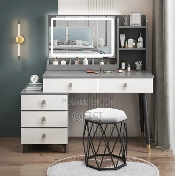 Modern Dressing Table