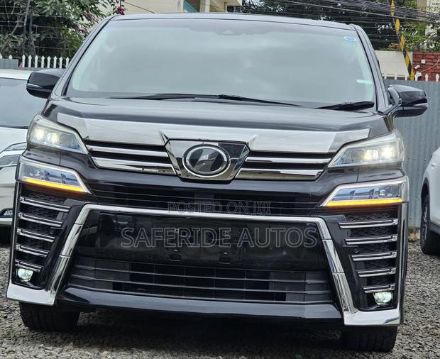 Toyota Vellfire 2019 Black - thumbnail 9