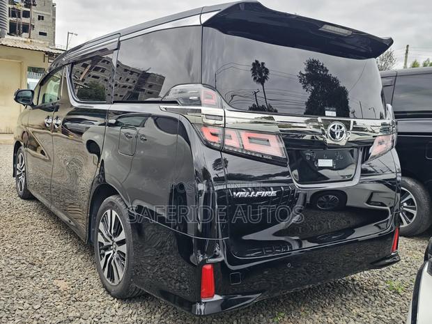 Toyota Vellfire 2019 Black - thumbnail 11