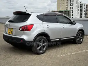 Nissan Dualis 2010 Silver