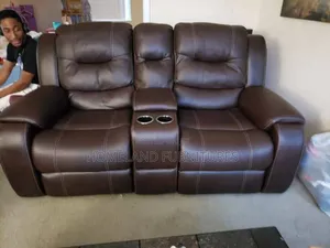 2 Seater Leather Seat With Cup Holders