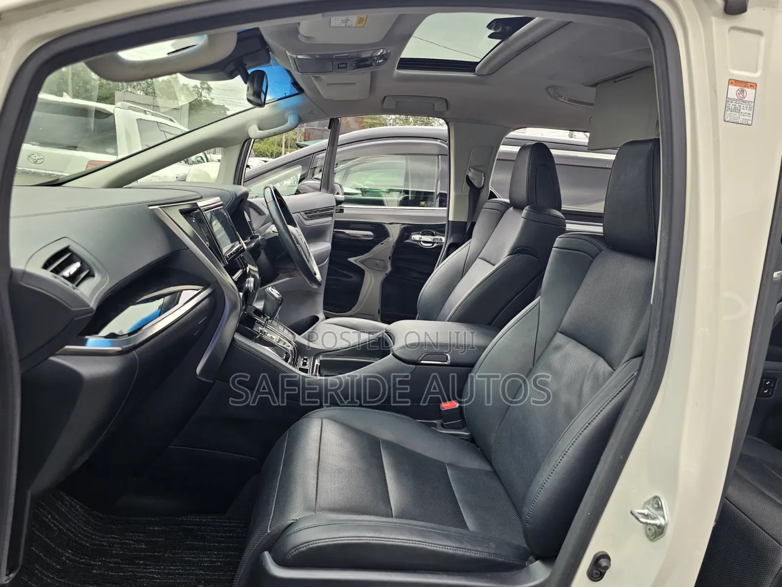 Toyota Alphard 2019 White