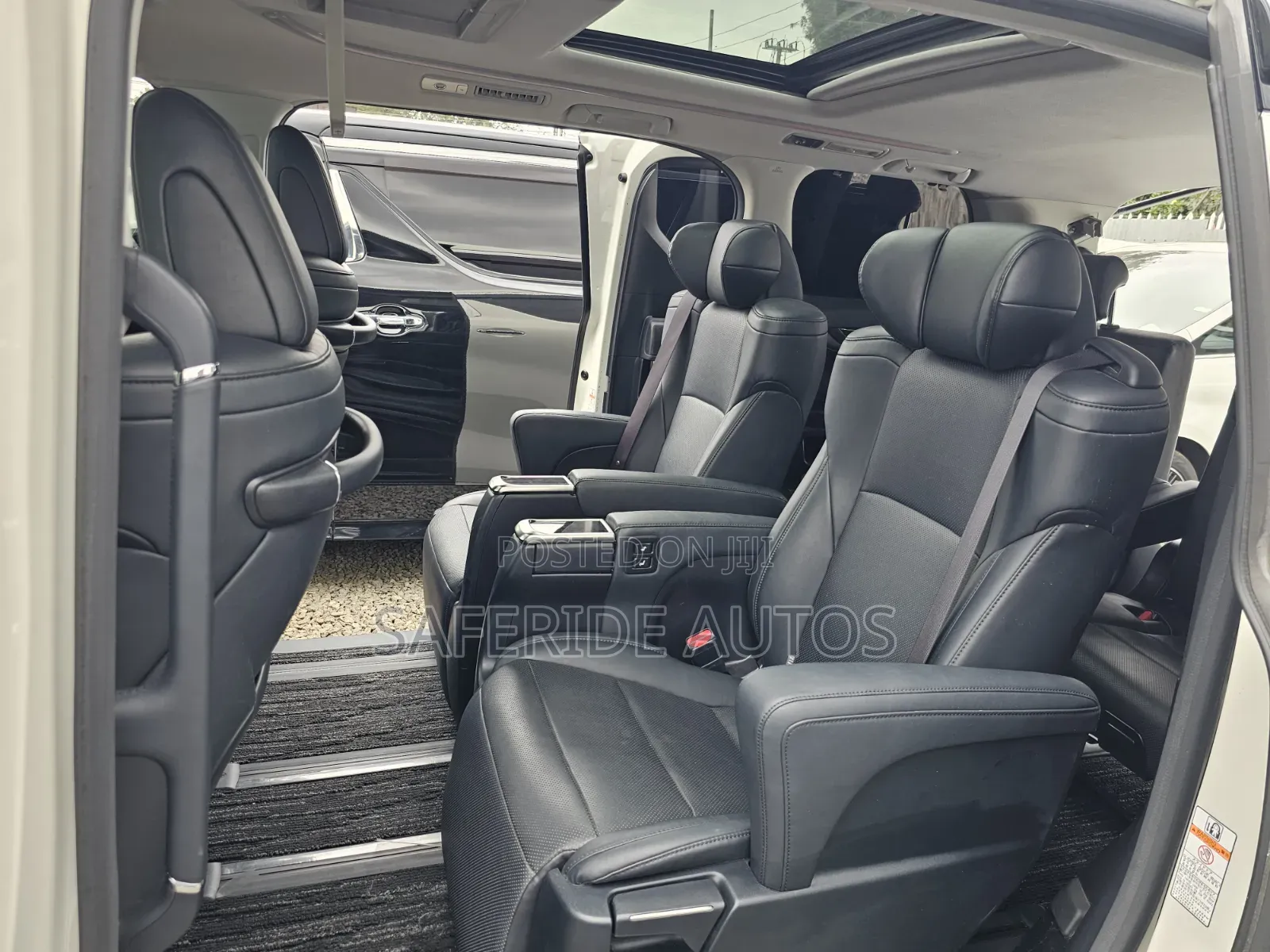 Toyota Alphard 2019 White