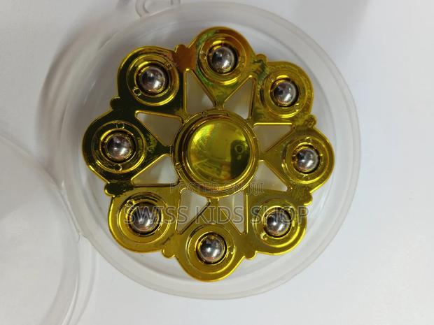Metallic Fidget Spinner - thumbnail 2