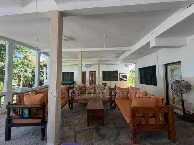 Malindi Beachfront Villas - thumbnail 5