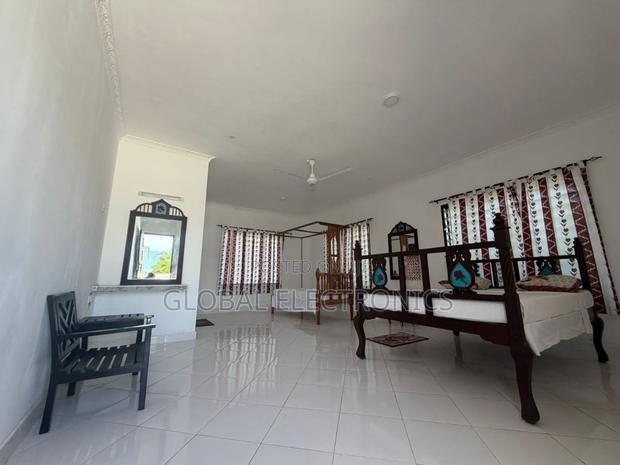 Malindi Beachfront Villas - thumbnail 15