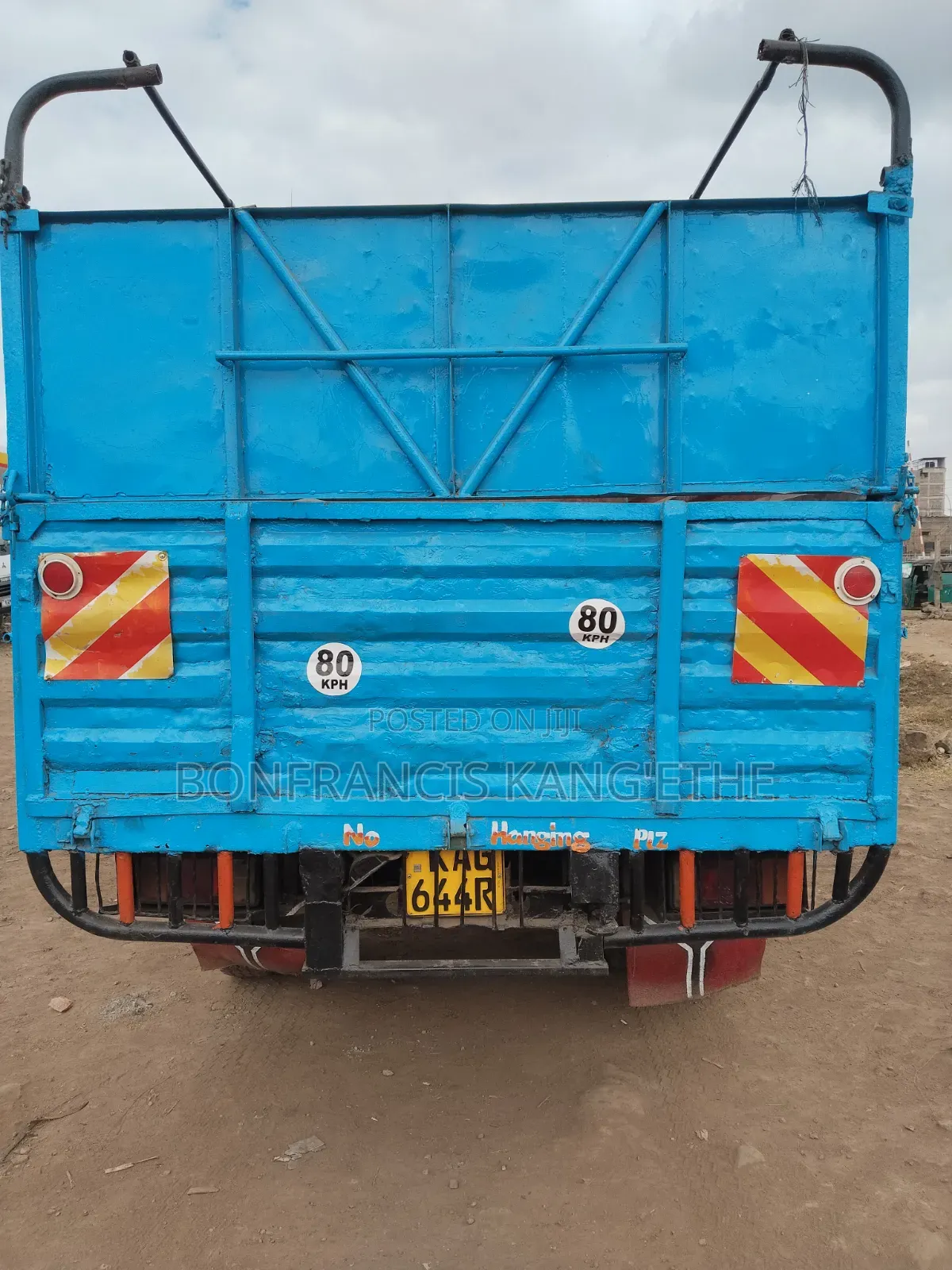 Isuzu FTR 1996 Blue