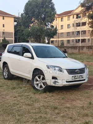 Toyota Vanguard 2009 White