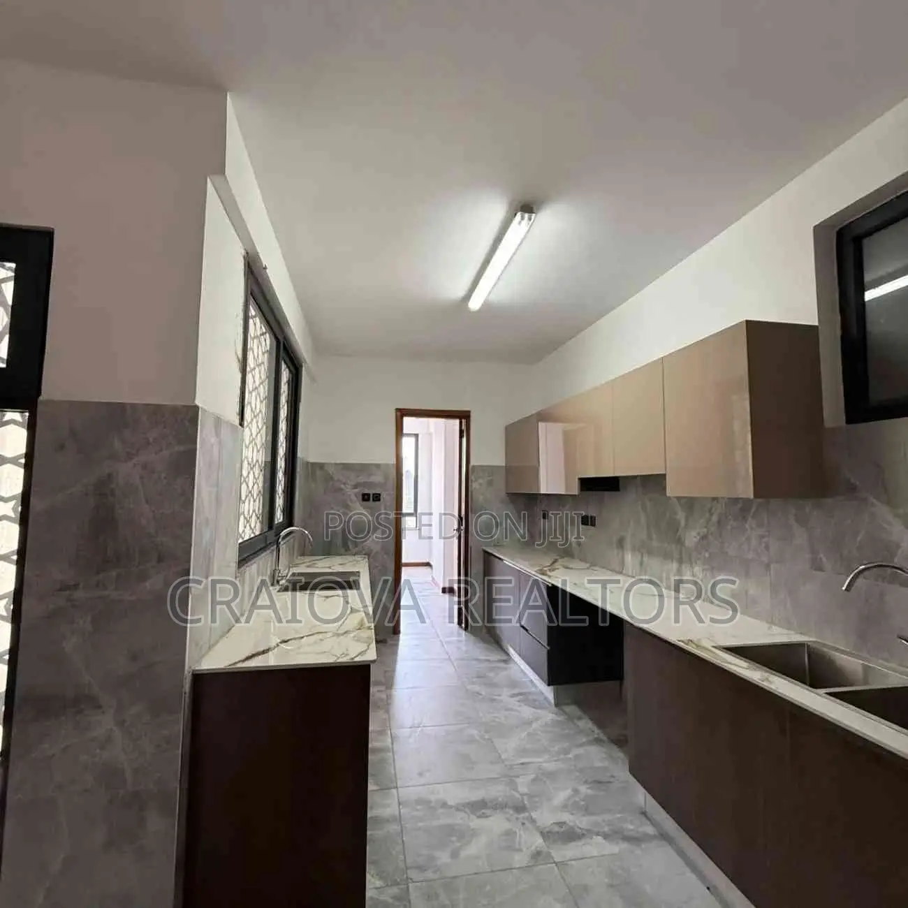 4bdrm Apartment in Riverside Drive for sale
