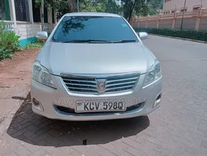 Toyota Premio 2012 Silver