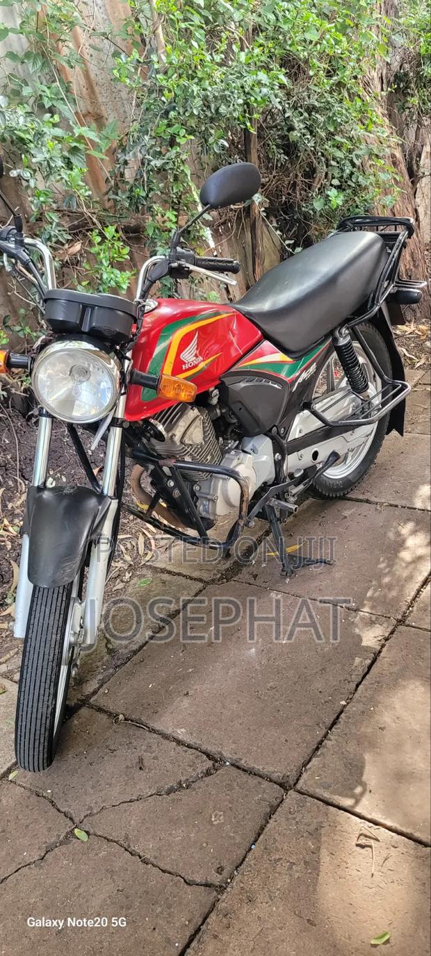 Honda 2021 Red