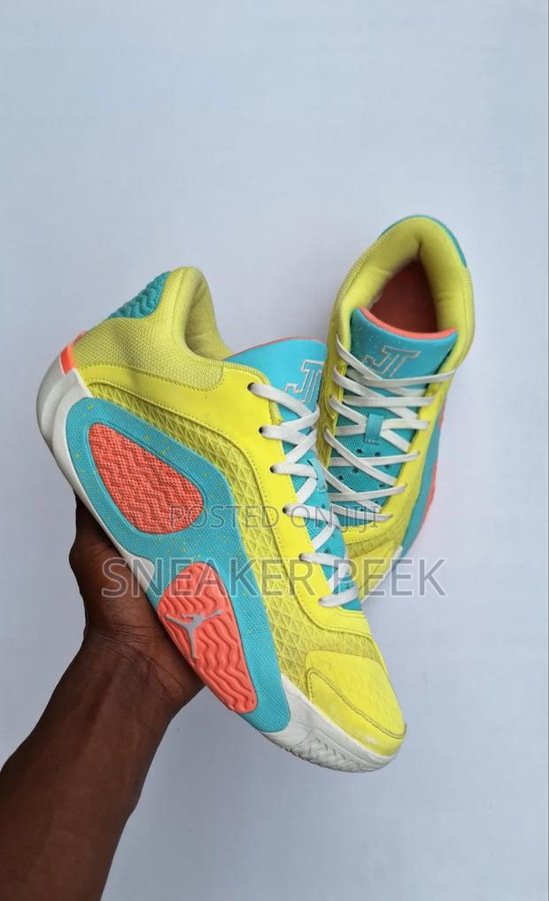Basketball Shoes (Tatum 2 ) - thumbnail 2