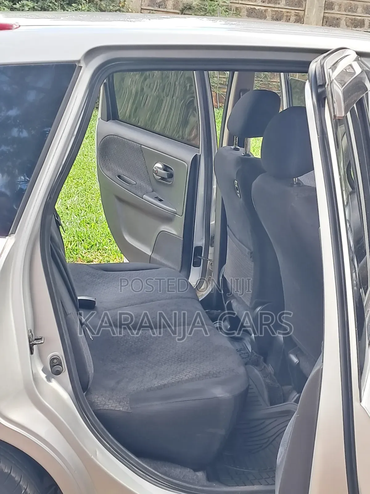 Nissan Note 2012 Silver