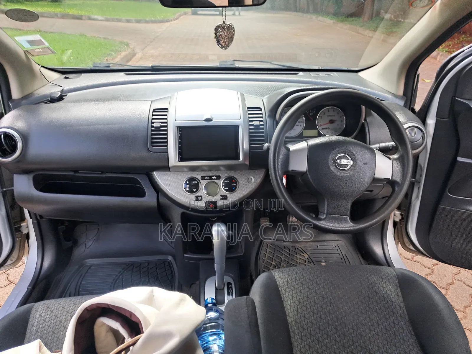 Nissan Note 2012 Silver
