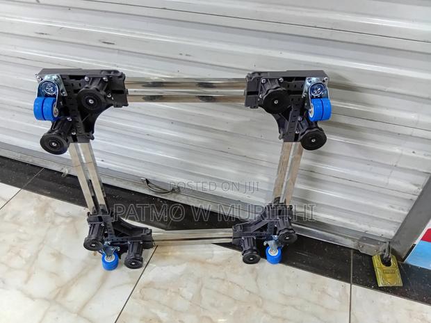 Heavy Duty Adjustable Fridge Base/Washing Machine Stand - thumbnail 2