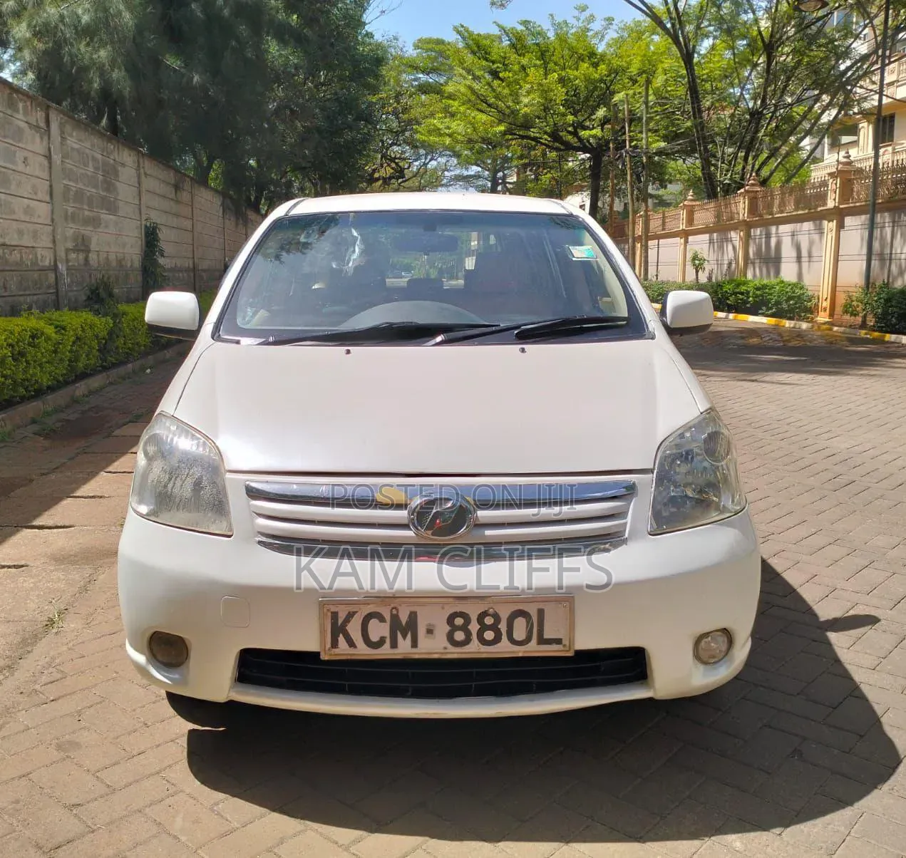 Toyota Raum 2010 White