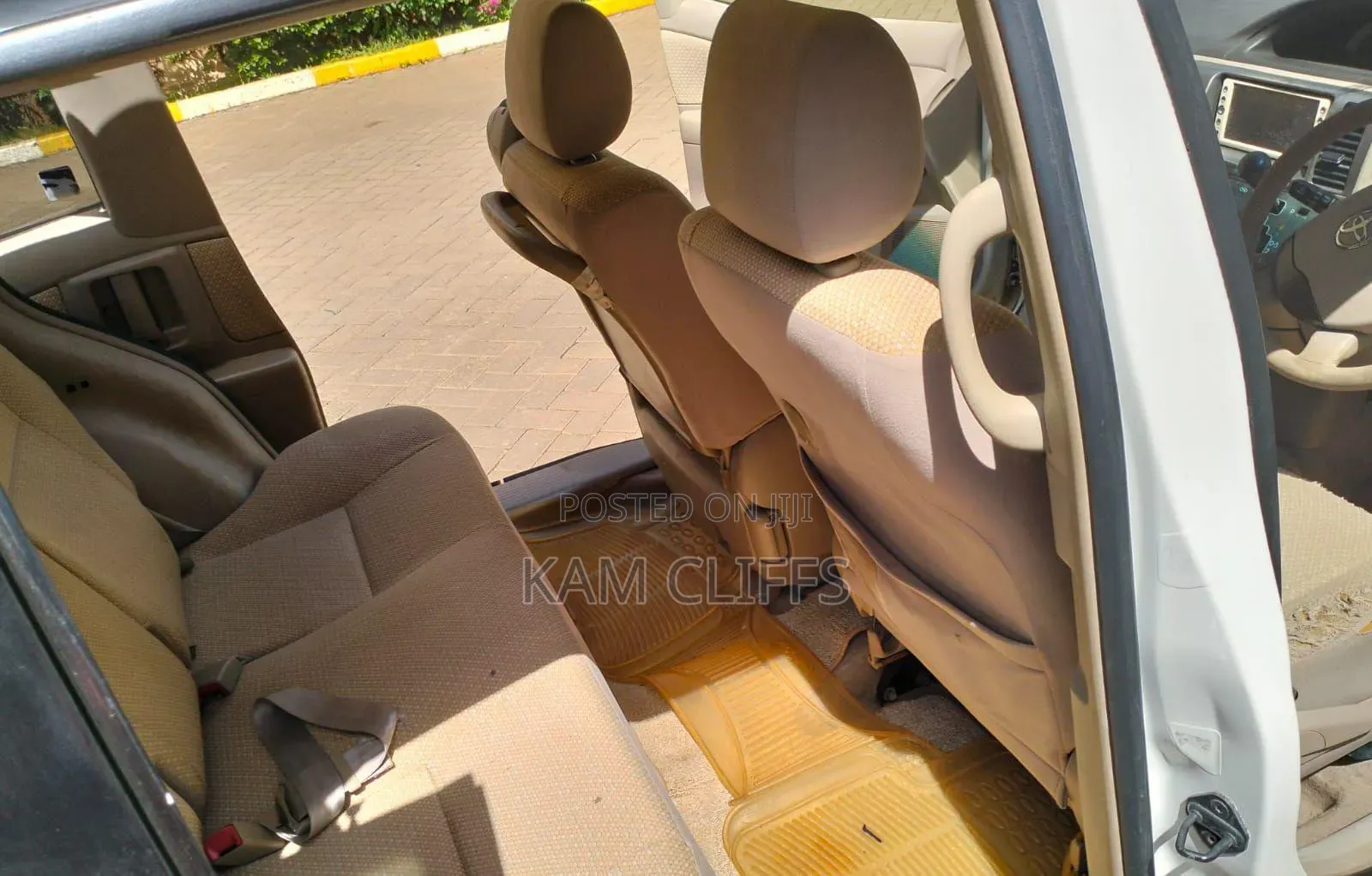 Toyota Raum 2010 White