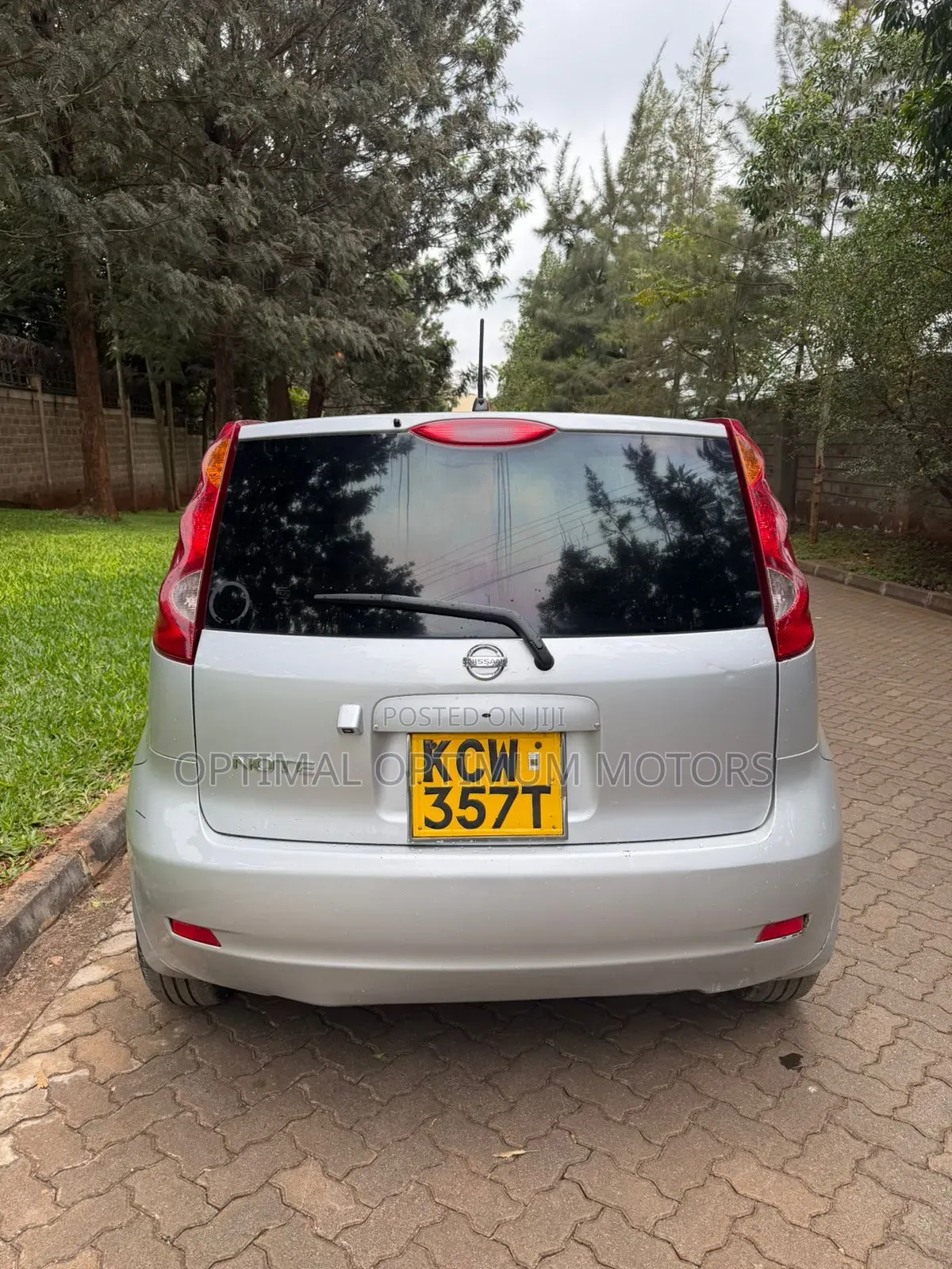 Nissan Note 2012 Silver