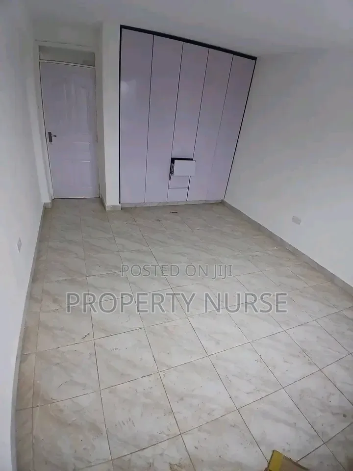 1bdrm Apartment in Gateway Mall Area for rent
