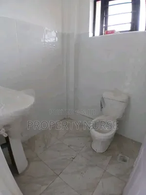 1bdrm Apartment in Gateway Mall Area for rent