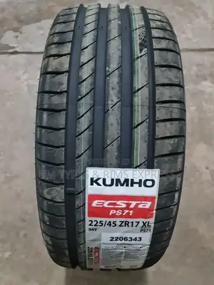 225 /45 R17 Khumo Tires( Ecsta)