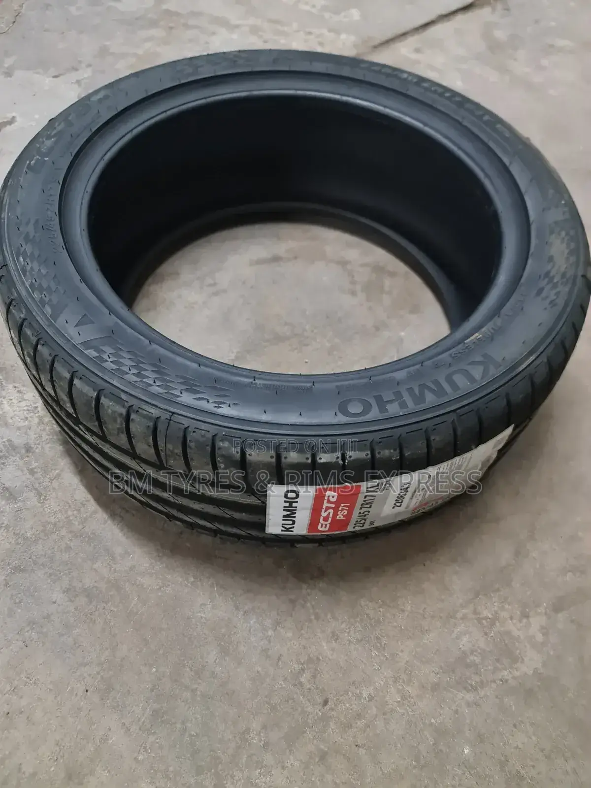 225 /45 R17 Khumo Tires( Ecsta)