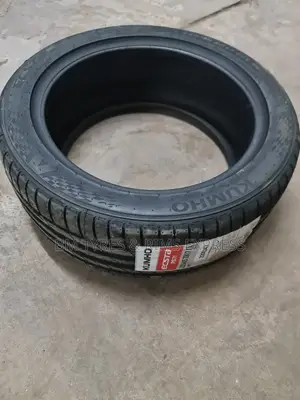 225 /45 R17 Khumo Tires( Ecsta)