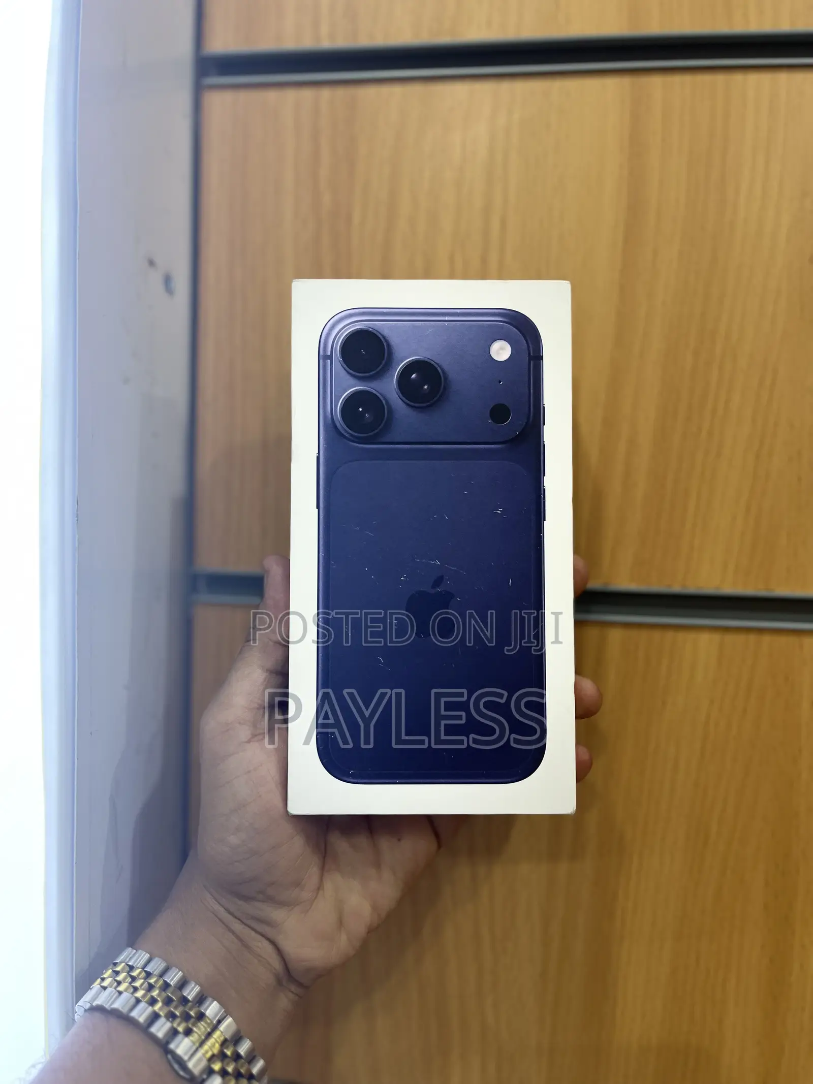 New Apple iPhone 17 Pro 256 GB Blue