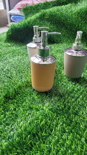 Premium Minimalist Liquid Soap Dispenser / Luxury Bathroom Pump Bottle