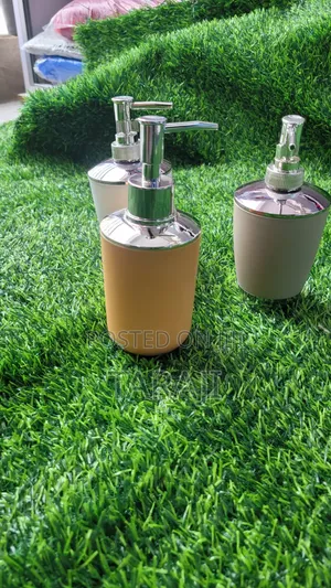 Premium Minimalist Liquid Soap Dispenser / Luxury Bathroom Pump Bottle