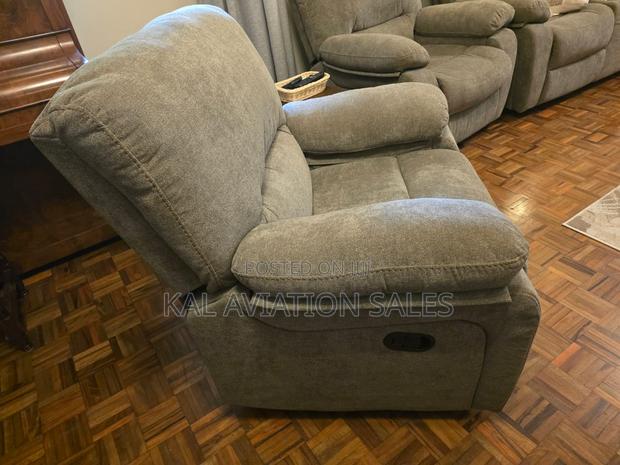 Recliner Sofasets - thumbnail 3