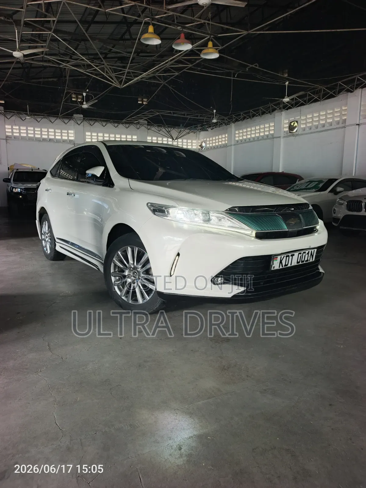 Toyota Harrier 2018 White