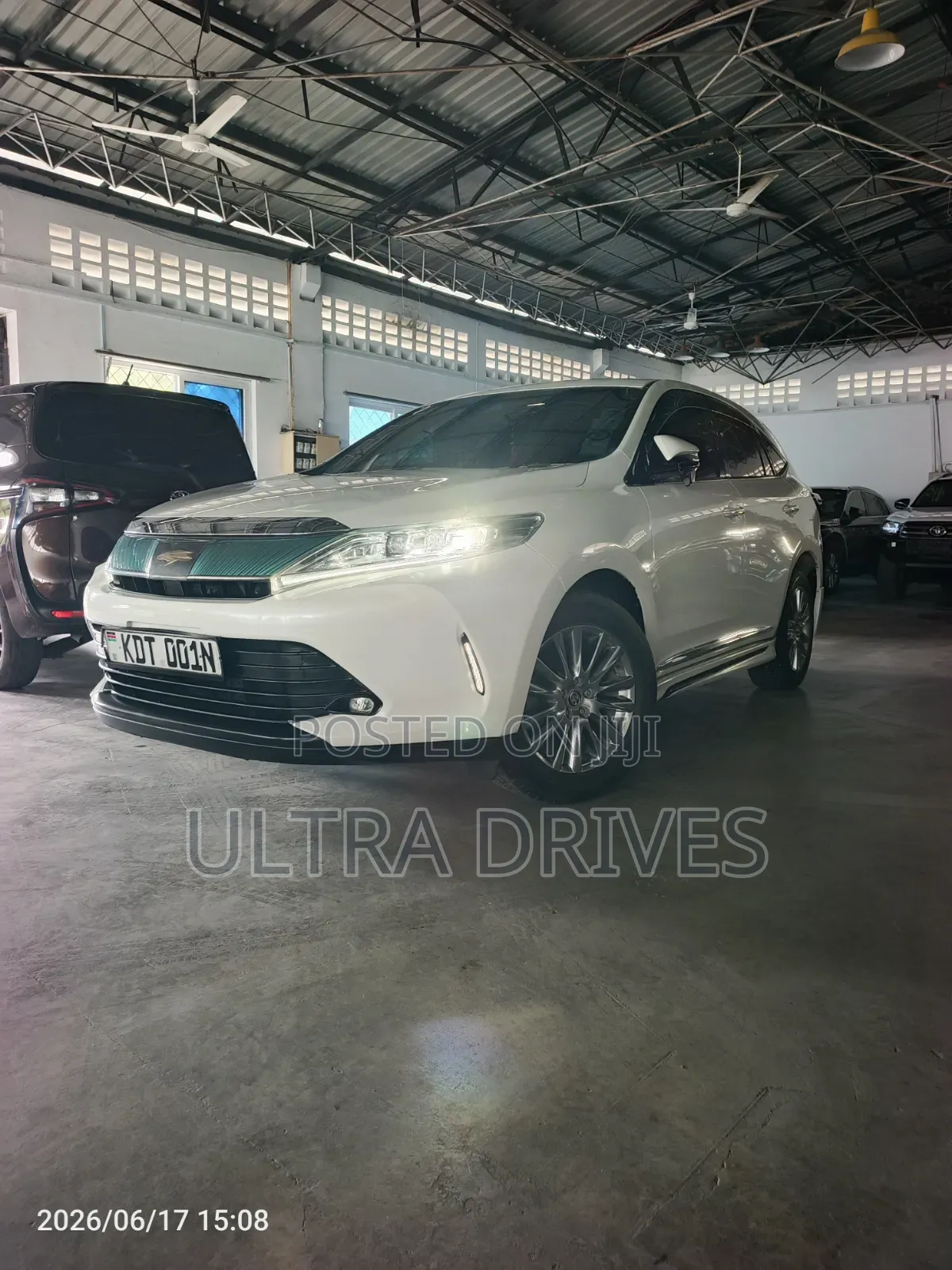Toyota Harrier 2018 White
