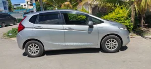 Honda Fit 2018 Silver