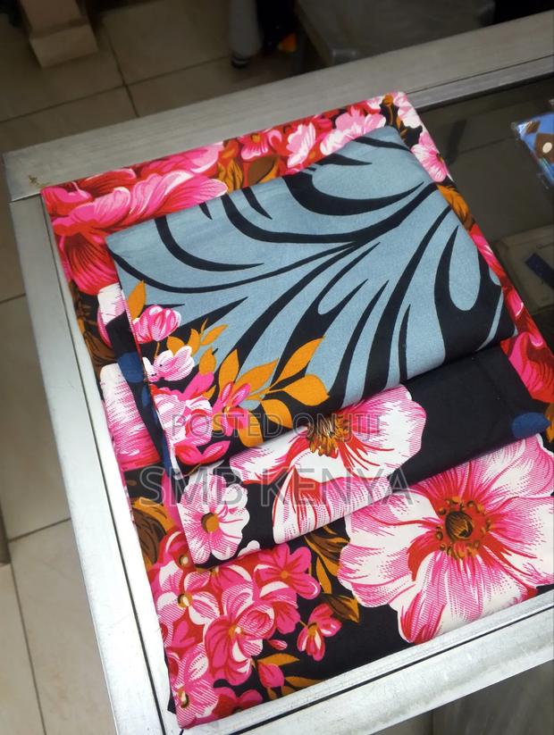 Cotton Bedsheet for Single and Double Bed With Pillowcase - thumbnail 2
