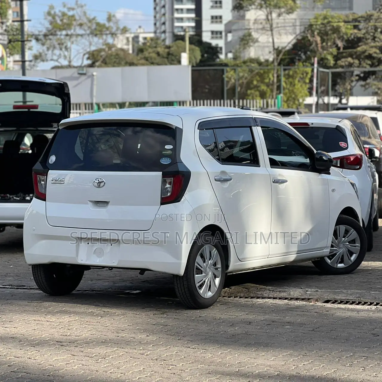 Toyota Pixis 2019 White