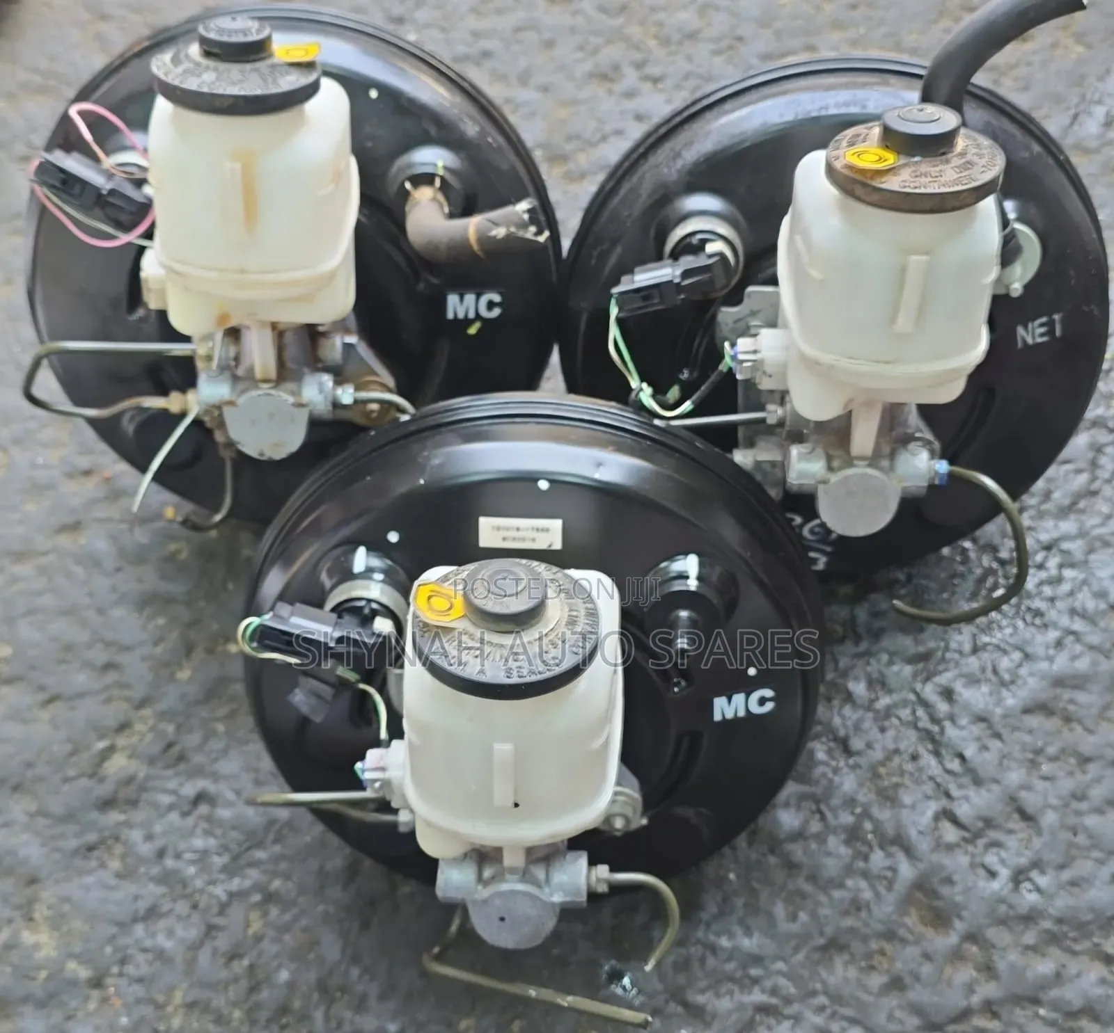 Brake Booster Hilux Revolution Local