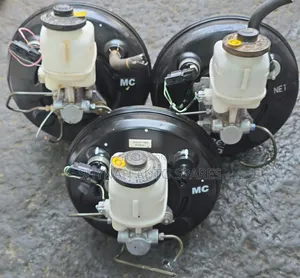 Brake Booster Hilux Revolution Local