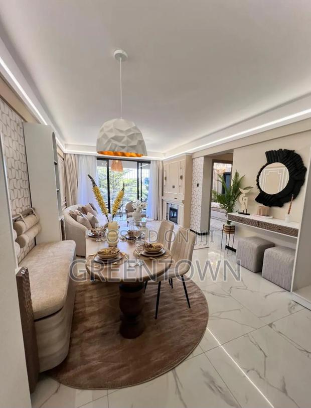 1bdrm Apartment in Super Westbury, Spring Valley for sale