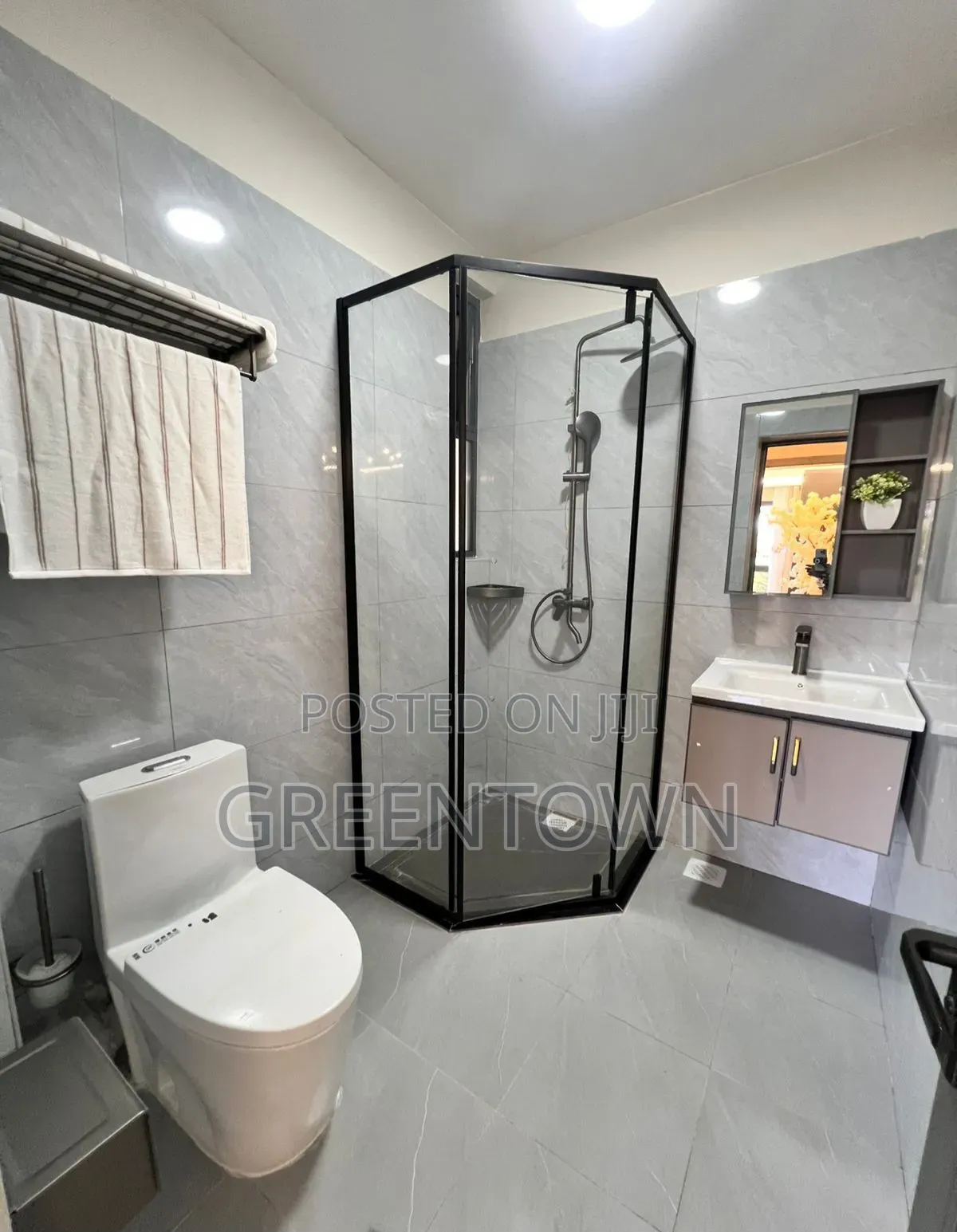 1bdrm Apartment in Super Westbury, Spring Valley for sale