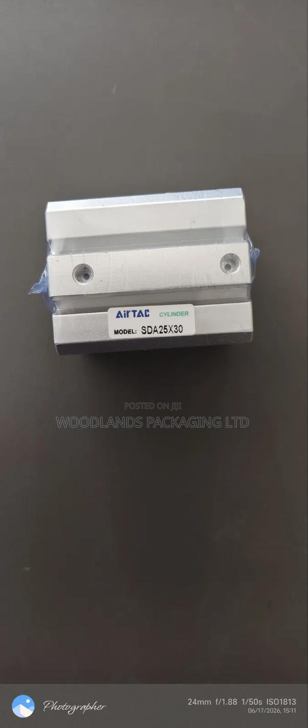 Airtac Pneumatic Cylinder 25x30