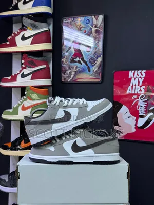 Nike Dunk Low “Diffused Taupe Colourway”