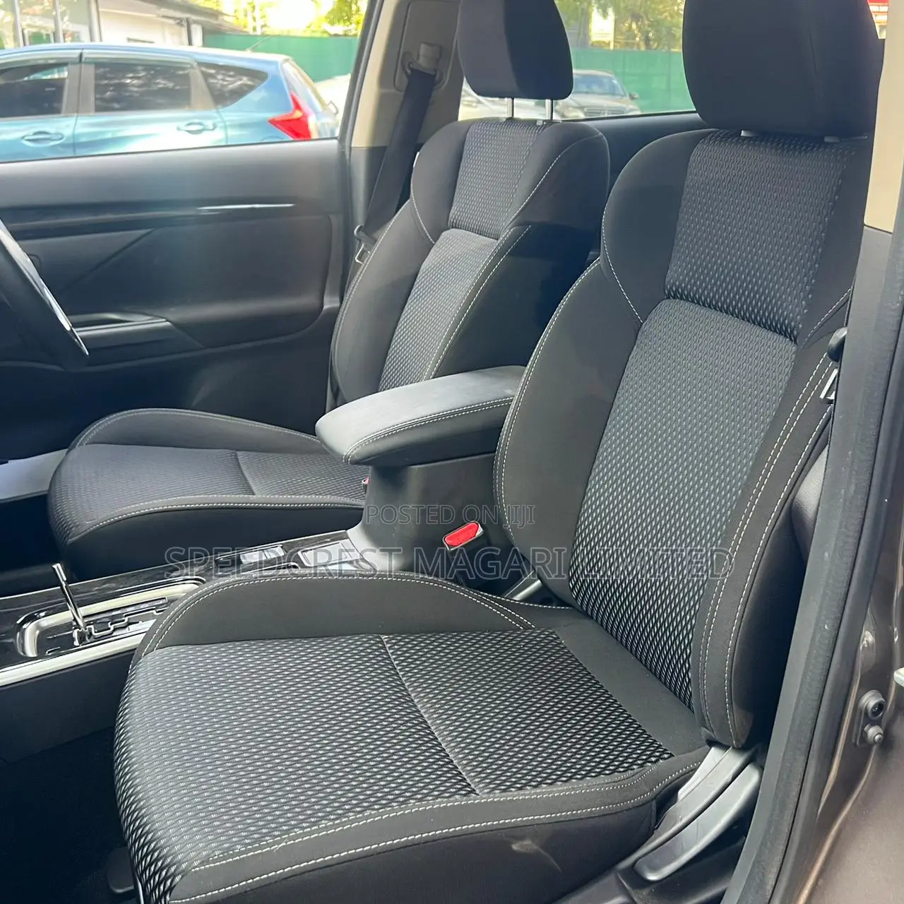 Mitsubishi Outlander 2019 Brown